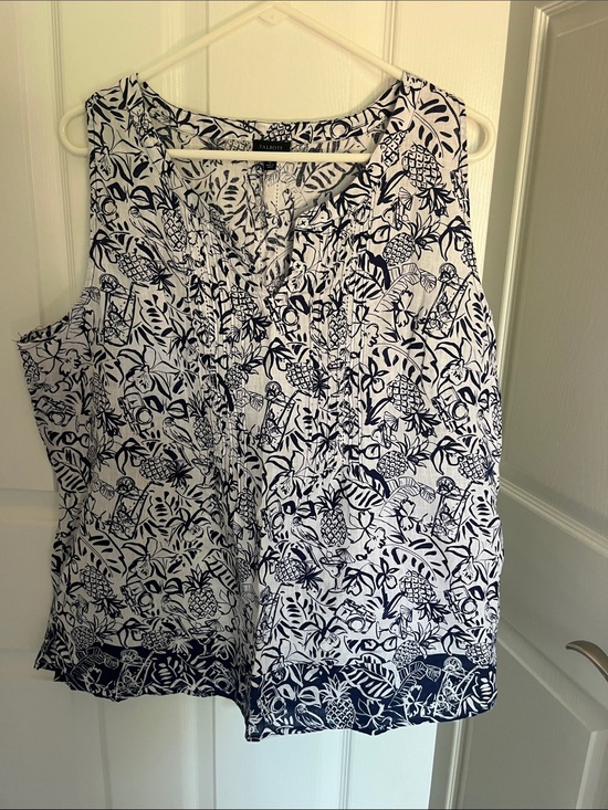 Talbots Tops - Talbots White and Navy Tropical Print Sleeveless Camisole